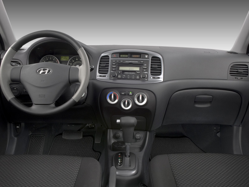 Hyundai_Accent