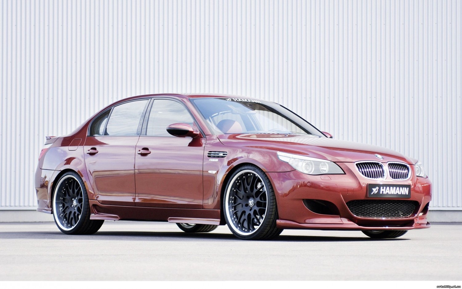 BMW M5 (E60)